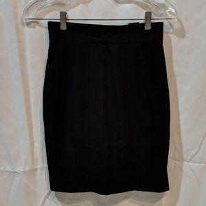 H&M black pencil skirt